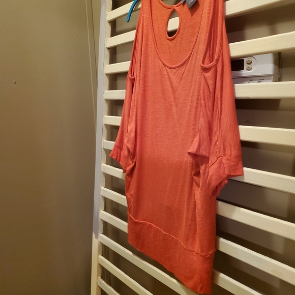 Womens size XL sue&Lola Cold shoulder flowy top great condition - Picture 3 of 4